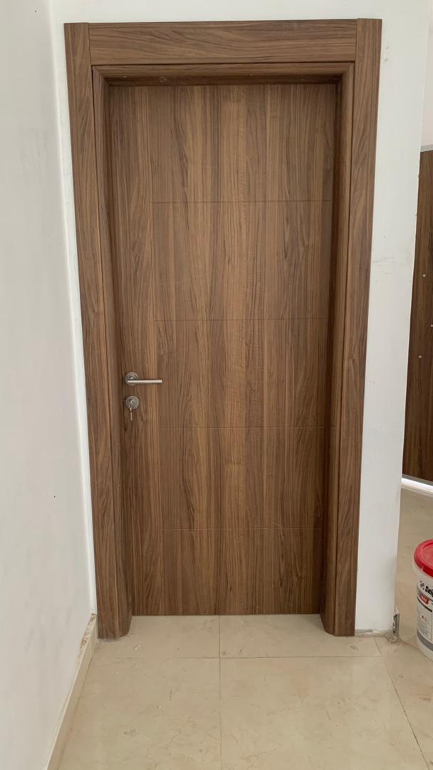 Porte intérieure blanche