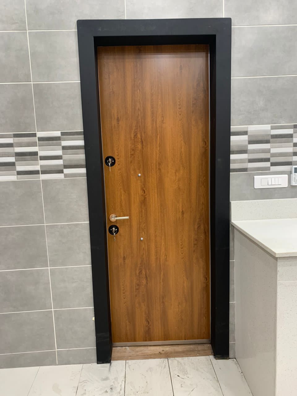 Porte blindée acier brossé